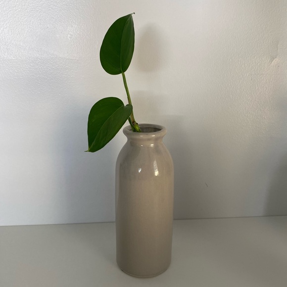 Set of two ceramic flower vases - Picture 3 of 6